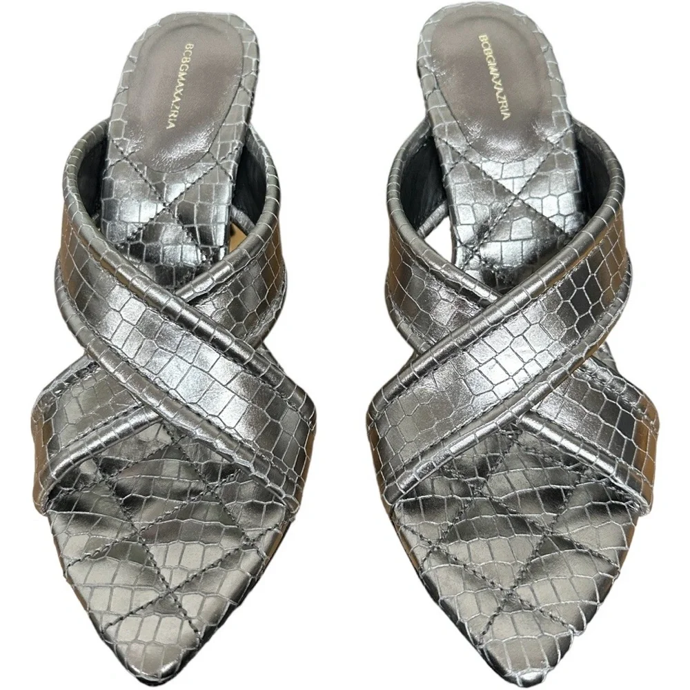 BCBGMAXAZRIA Women’s Talli Metallic Leather Pewter Sandals - Picture 6 of 7